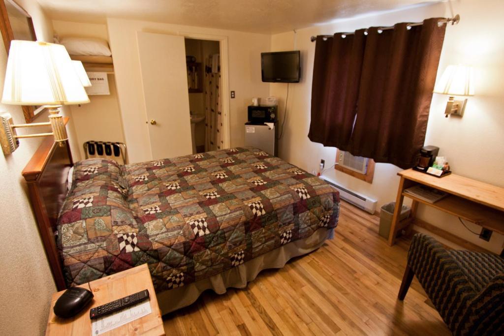 Falls Motel Thompson Falls Quarto foto